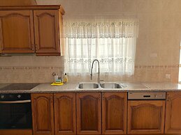 BnB Homes Luxurious Villa With 5 Bedrooms Pool