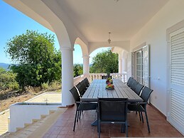 BnB Homes Luxurious Villa With 5 Bedrooms Pool