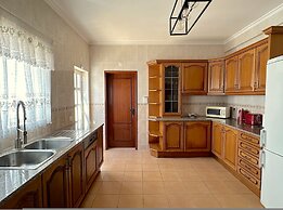 BnB Homes Luxurious Villa With 5 Bedrooms Pool