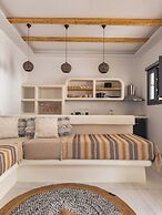 Alonia Suites