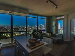 Lanterra Downtown Cn Tower