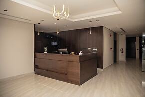 Arjan Park Hotel zaharah laban