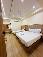 HOTEL BREEZE BAY