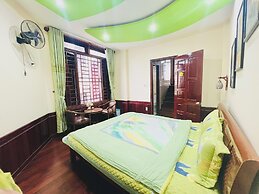 Canary Homestay
