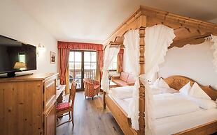 Hotel Ansitz Jakoberhof - Alpine Relax