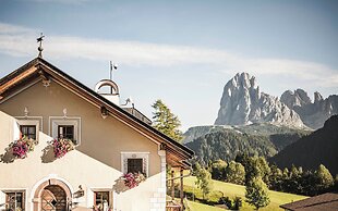 Hotel Ansitz Jakoberhof - Alpine Relax