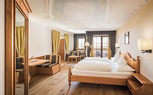 Hotel Ansitz Jakoberhof - Alpine Relax