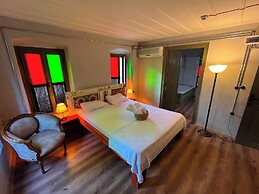 Latibule Macaron Guest House