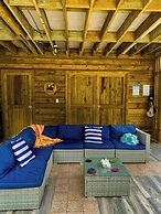 Toucan Hill Lodge