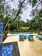 Toucan Hill Lodge