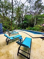Toucan Hill Lodge