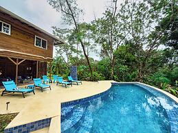 Toucan Hill Lodge