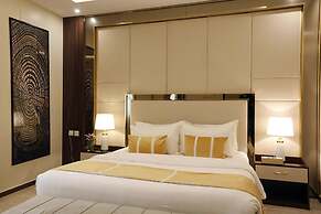 White Moon Hotel