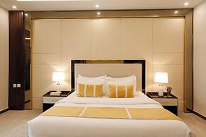 White Moon Hotel