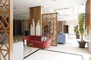 White Moon Hotel