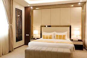 White Moon Hotel