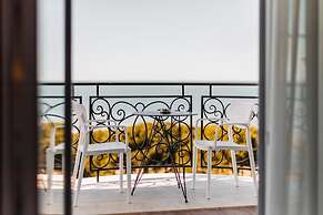 Amelia Mare Hotel