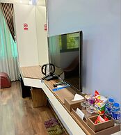 Everest Hotel