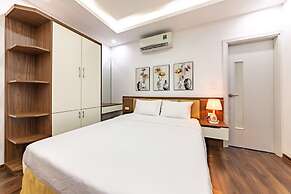 Everest Hotel