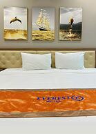 Everest Hotel