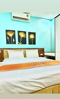 Everest Hotel