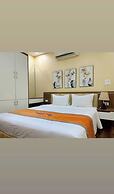 Everest Hotel