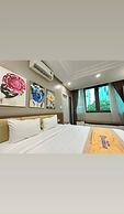 Everest Hotel
