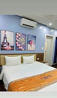 Everest Hotel