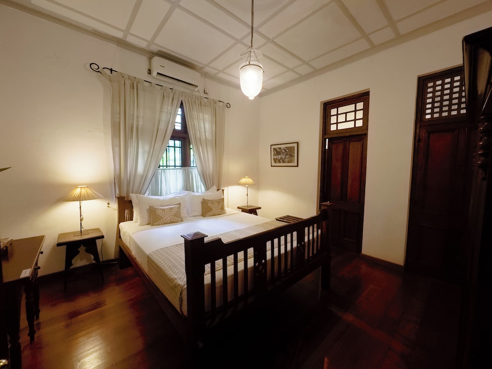 Havelock Place Bungalow