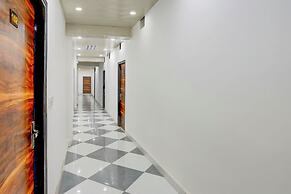 Hotel Downtown by Quadis - Sector 15 Noida