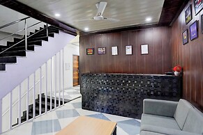 Hotel Downtown by Quadis - Sector 15 Noida