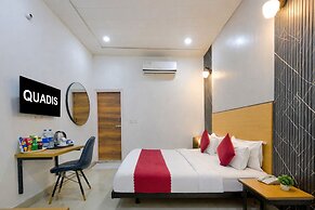 Hotel Downtown by Quadis - Sector 15 Noida