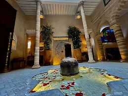 RIAD MALAÏKA