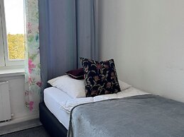 4 room new apartment center contactless