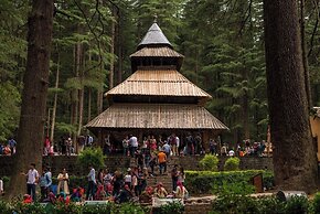 Manali Manor