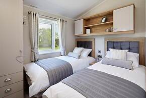 2Br Lodge - Pool - Fireplace - Petsok - Parking