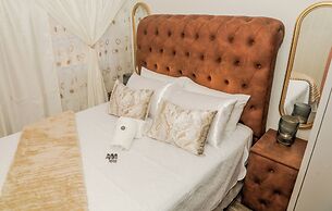 Rainbow Palace BnB