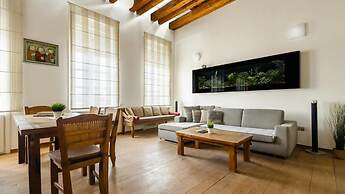 Old Port Apartments
