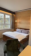 FIDSCHIS Apartment + Hotel