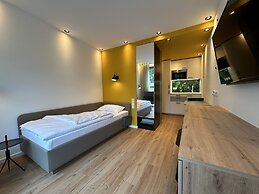 FIDSCHIS Apartment + Hotel