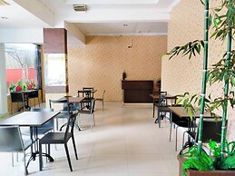 Hotel Labuhan Raya