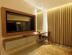 G Hotel