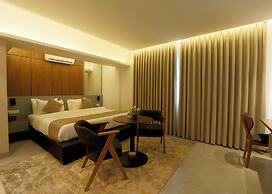 G Hotel