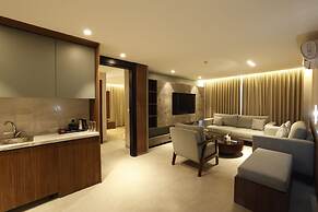 G Hotel