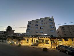G Hotel