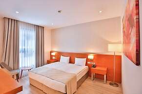 Caddemm Inn