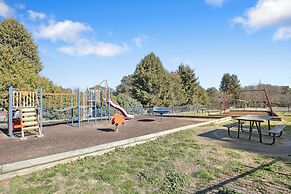 Canberra Holiday Village