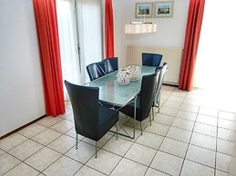 Bungalow in Breskens Near Beach & Lighthouse