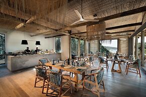 GweGwe Beach Lodge