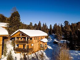 Modern Chalet With Infrared Sauna